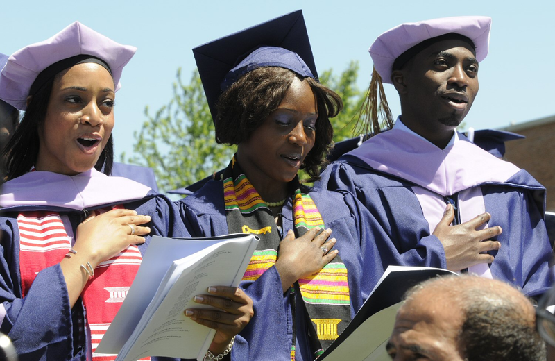 Illustration for article titled Commencement Brings Out the Stars